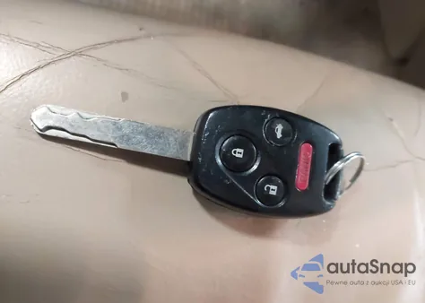 2010 Honda Accord 2.4 Ex-L из США, поврежденный, VIN 1HGCP2F83AA105971